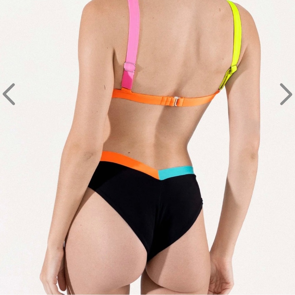 Oneone Bikini BNWT - Picture 3 of 6